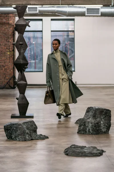Look 6